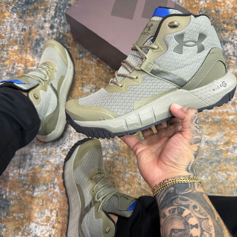 Gray helmet for bikers