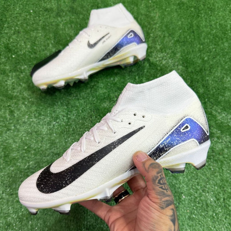 Gray helmet for bikers