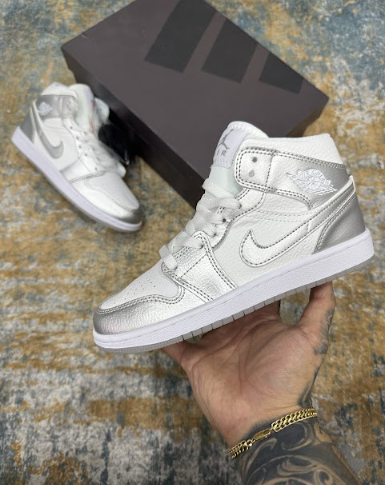NIKE RETRO 1 HIGH